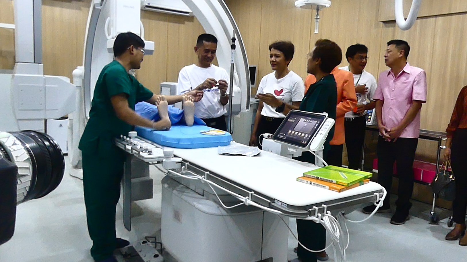 ชุมพร เปิดแล้ว ศูนย์โรคหัวใจและหลอดเลือด อาภากรเกียรติวงศ์ รพ.ชุมพรฯ. ชุมพร เปิดแล้ว ศูนย์โรคหัวใจและหลอดเลือด อาภากรเกียรติวงศ์ รพ.ชุมพรฯ.