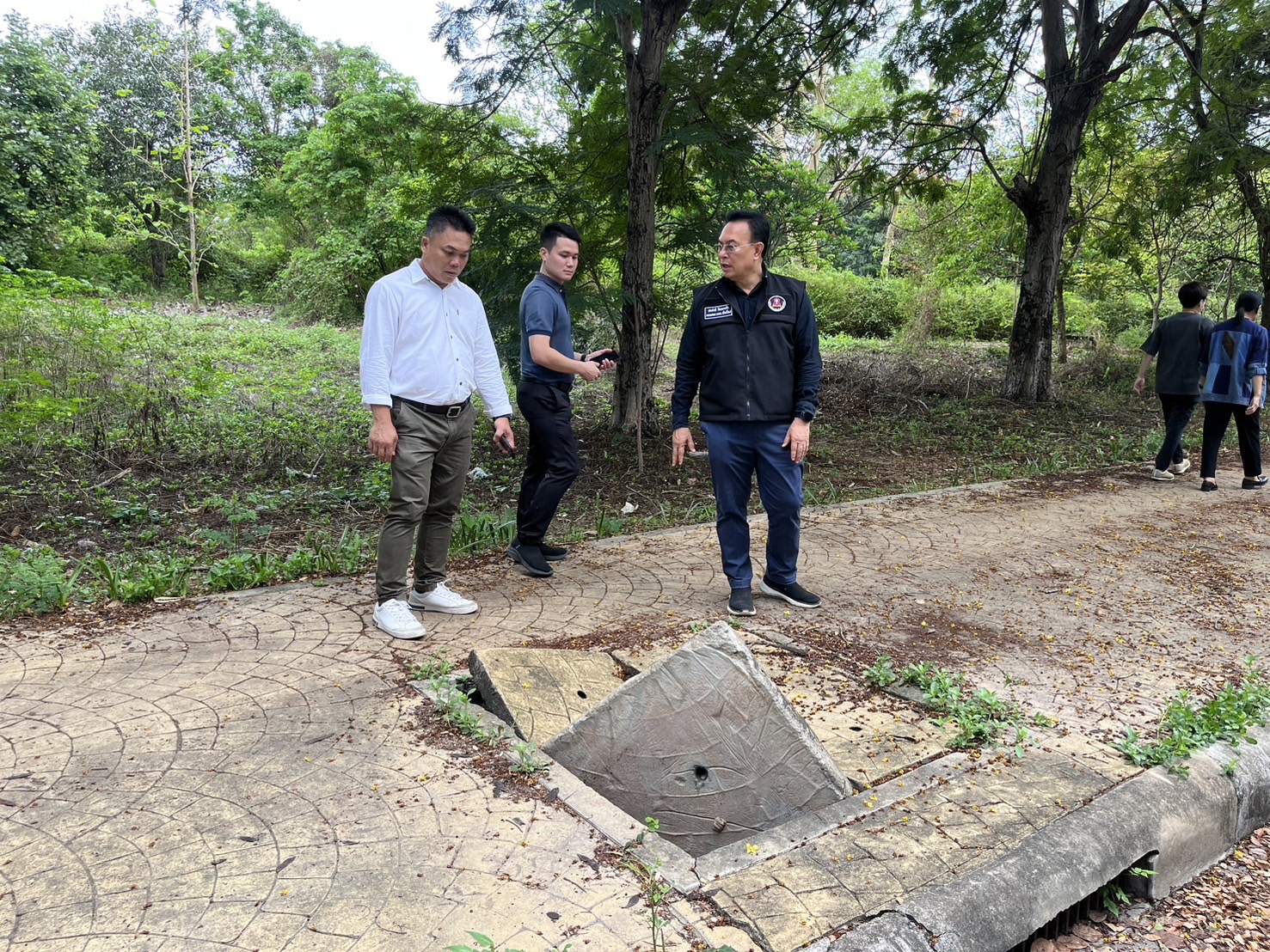 นายก อบจ.เชียงใหม่ พัฒนาสวนสาธรณะบนที่ดินรถไฟให้เป็ดปอดของเมืองเชียงใหม่ รับนักท่องเที่ยว ให้ ปชช.ใช้เป็นที่ออกกำลังกาย นายก อบจ.เชียงใหม่ พัฒนาสวนสาธรณะบนที่ดินรถไฟให้เป็ดปอดของเมืองเชียงใหม่ รับนักท่องเที่ยว ให้ ปชช.ใช้เป็นที่ออกกำลังกาย
