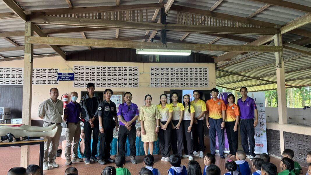 จันทบุรี.-CPR.ในโรงเรียนประถมศึกษาเพิ่มทักษะช่วยชีวิตยามฉุกเฉิน จันทบุรี.-CPR.ในโรงเรียนประถมศึกษาเพิ่มทักษะช่วยชีวิตยามฉุกเฉิน