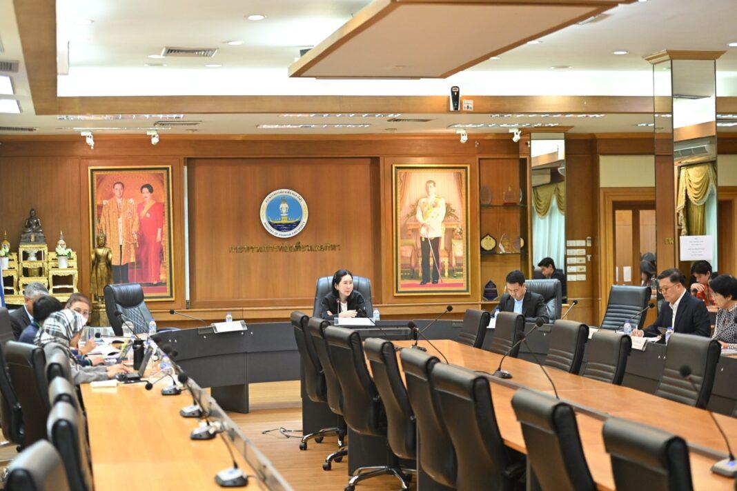 การประชุมคณะอนุกรรมการการท่องเที่ยวโดยชุมชน มุ่งสู่เป้าหมายการพัฒนาที่ยั่งยืน – เตรียมชูชุมชนไทยสู่เวทีโลก การประชุมคณะอนุกรรมการการท่องเที่ยวโดยชุมชน มุ่งสู่เป้าหมายการพัฒนาที่ยั่งยืน – เตรียมชูชุมชนไทยสู่เวทีโลก