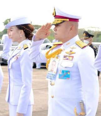 พลโท บุญสิน พาดกลางแม่ทัพภาคที่ 2 เป็นประธานพิธีถวายพระพุทธองค์ทรงเครื่องจักพรรดิ ให้กับ วัดป่าภูล้อมข้าว ต.แร่ อ.พังโคน จ.สกลนคร พลโท บุญสิน พาดกลางแม่ทัพภาคที่ 2 เป็นประธานพิธีถวายพระพุทธองค์ทรงเครื่องจักพรรดิ ให้กับ วัดป่าภูล้อมข้าว ต.แร่ อ.พังโคน จ.สกลนคร
