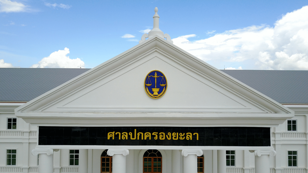 ศาลปกครอง จ.ยะลา.- 15 – 19 กย. 68 “ศาลปกครองกลางนัดอ่านคำพิพากษาในคดีที่สภากาชาดไทยยื่นฟ้องขอเพิกถอนคำวินิจฉัยการเลือกปฏิบัติโดยไม่เป็นธรรมระหว่างเพศ” ที่วินิจฉัยว่า การที่สภากาชาดไทยปฏิเสธการรับบริจาคโลหิตจากชายที่มีเพศสัมพันธ์กับชาย ซึ่งถือเป็นผู้มีพฤติกรรมเสี่ยง เข้าลักษณะการเลือกปฏิบัติโดยไม่เป็นธรรมระหว่างเพศ ศาลปกครอง จ.ยะลา.- 15 – 19 กย. 68 “ศาลปกครองกลางนัดอ่านคำพิพากษาในคดีที่สภากาชาดไทยยื่นฟ้องขอเพิกถอนคำวินิจฉัยการเลือกปฏิบัติโดยไม่เป็นธรรมระหว่างเพศ” ที่วินิจฉัยว่า การที่สภากาชาดไทยปฏิเสธการรับบริจาคโลหิตจากชายที่มีเพศสัมพันธ์กับชาย ซึ่งถือเป็นผู้มีพฤติกรรมเสี่ยง เข้าลักษณะการเลือกปฏิบัติโดยไม่เป็นธรรมระหว่างเพศ